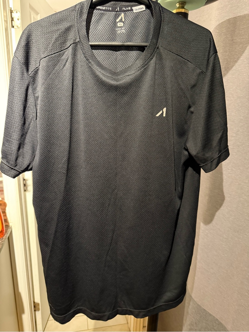 Athletic Short Sleeve Crew Tee in Black